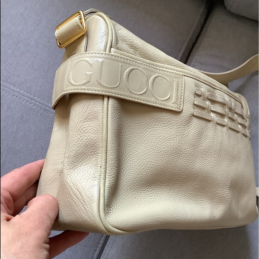 Leather GUCCI crossbody -GUC 🌼🌼🌼 - Picture 8 of 16